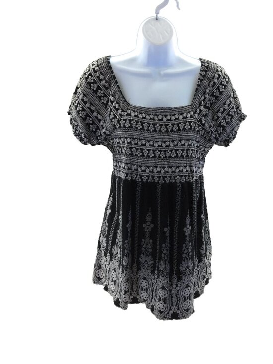 Roz & Ali Tops - Roz & Ali Plus 1X Black White Paisley Boho Square Neck Tunic Top